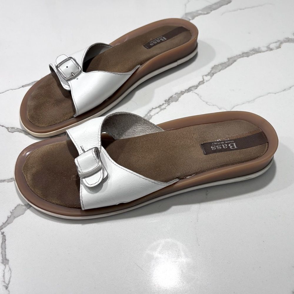 Bass | Vintage Women’s White Leather Slide Buckle Summer Sandals Size 8M